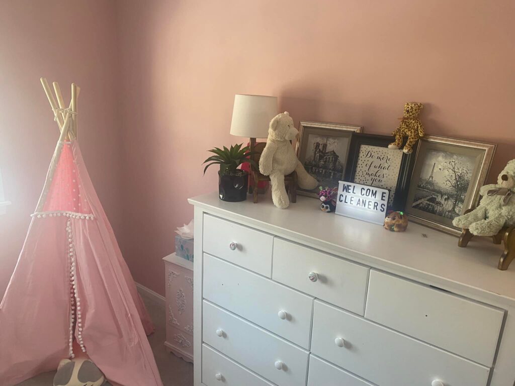 House cleaning near me with detailed dusting and sanitization